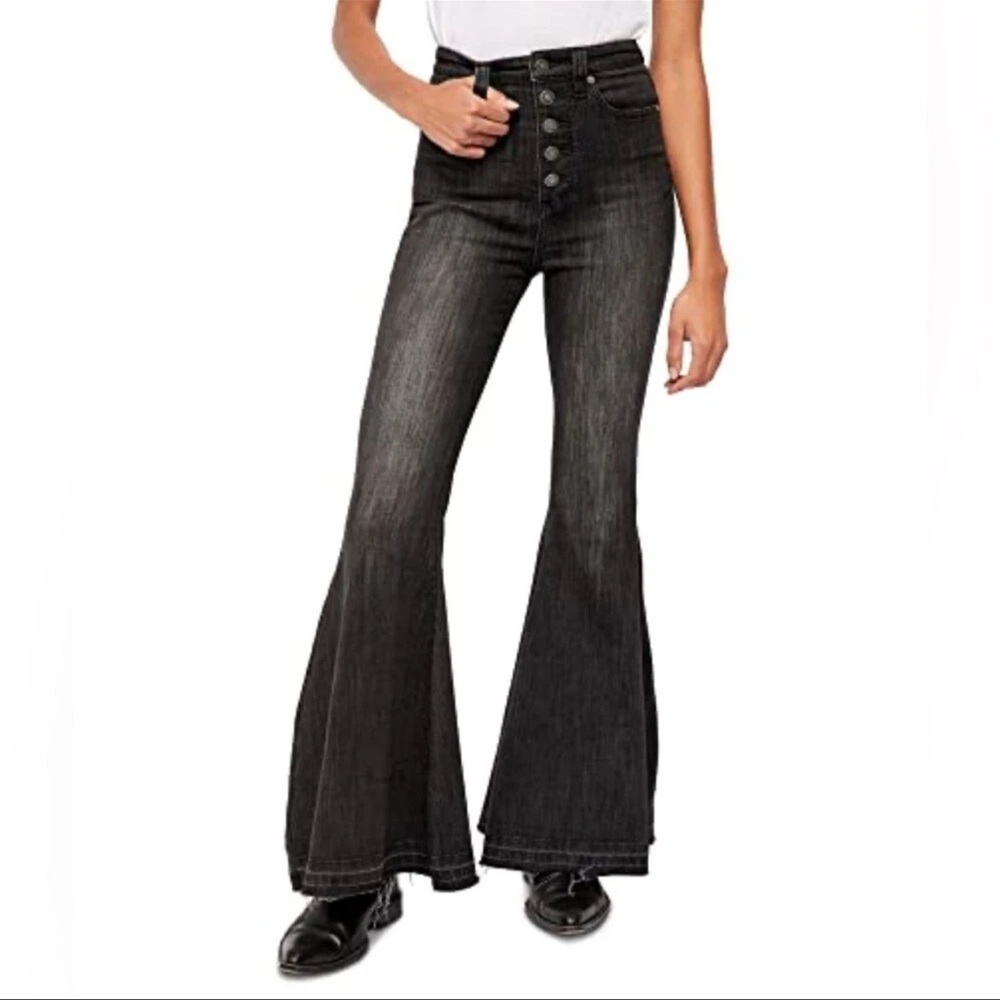Free People We The Free Women’s Black Flare Jeans Size 29